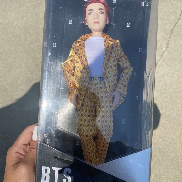 Bts Jungkook doll - Picture 2 of 5